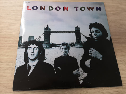 Wings "London Town" Orig France 1978 M-/M- (Poster & Inner)
