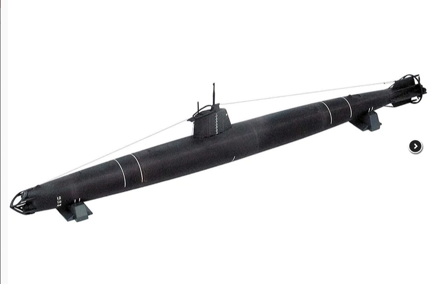 Imperial Japanese Navy Type A Midget Submarine A-Target "Pearl Harbor" - FINEMOLDS 1/72