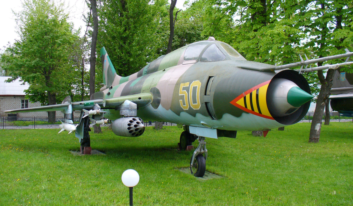 Sukhoi Su-17M3 Fitter-H - MODELSVIT 1/72