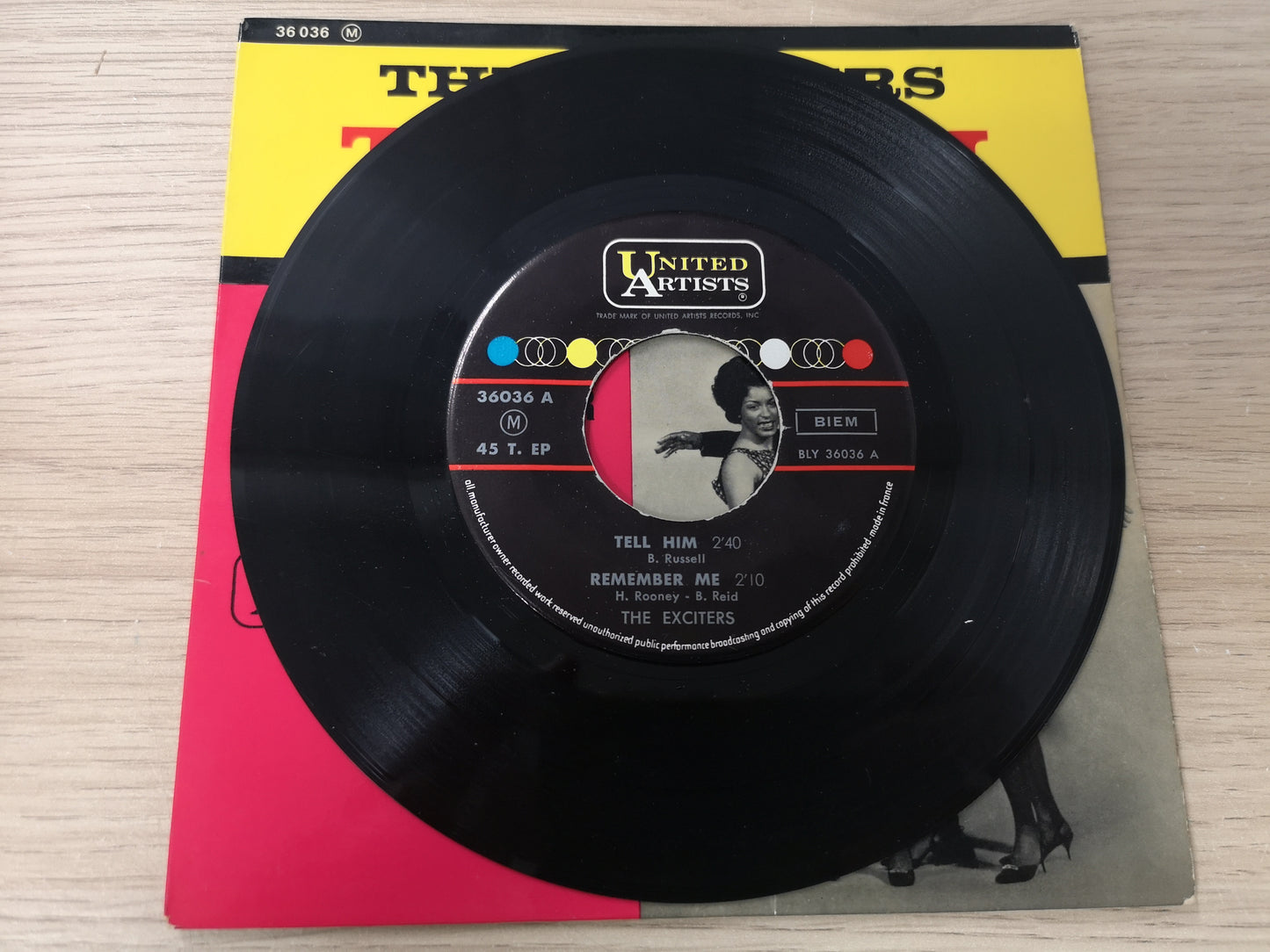 Exciters "Tell Him" Orig France 1963 M-/EX (7" EP)