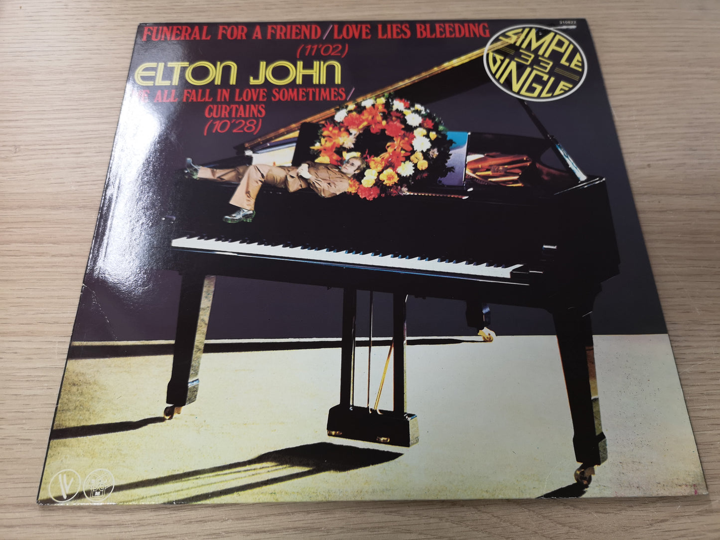 Elton John "Funeral For A Friend" Orig France 1978 M-/M- (12" Maxi)