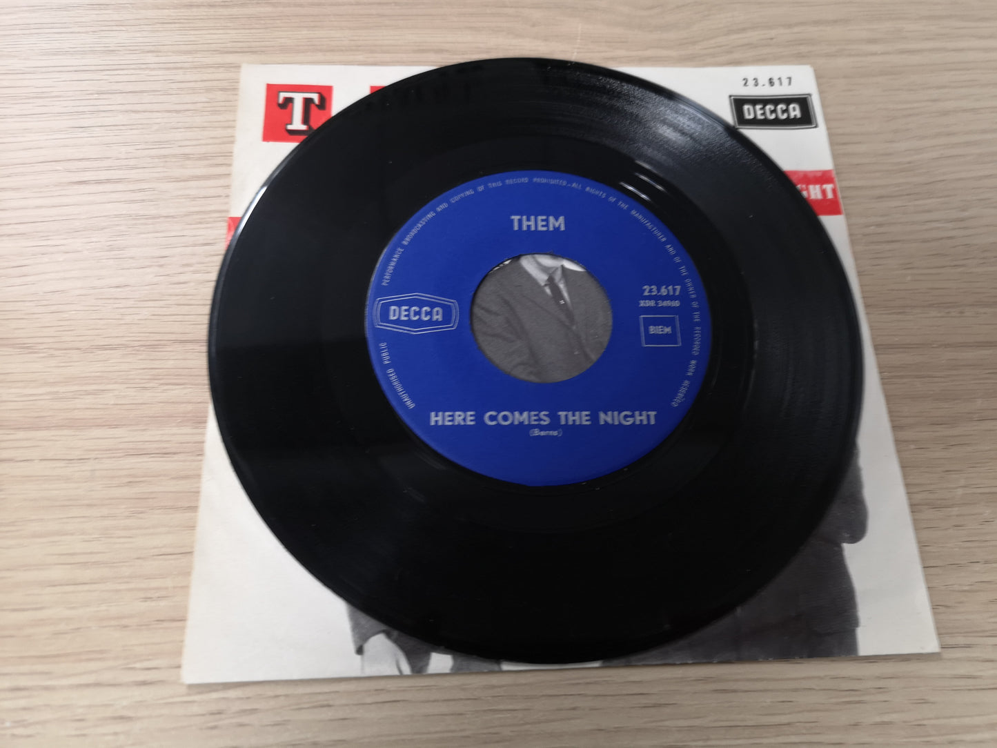 Them "Here Comes The Night" Orig Belgium 1965 EX/EX (7" Single)