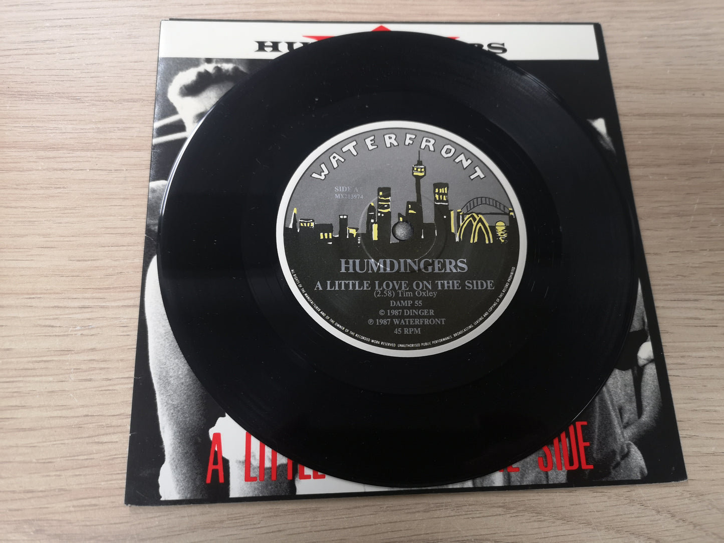 Humdingers "A Little love on The Side" Orig UK 1987 M-/M- (7" Single)