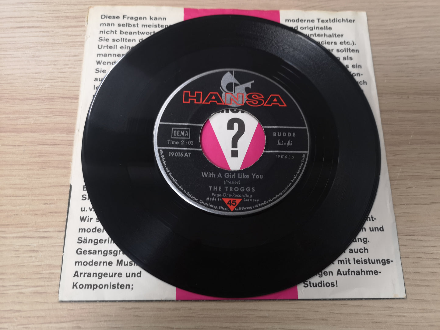 Troggs "With a Girl Like You" Orig Germany 1966 VG++/VG++ (7" Single)