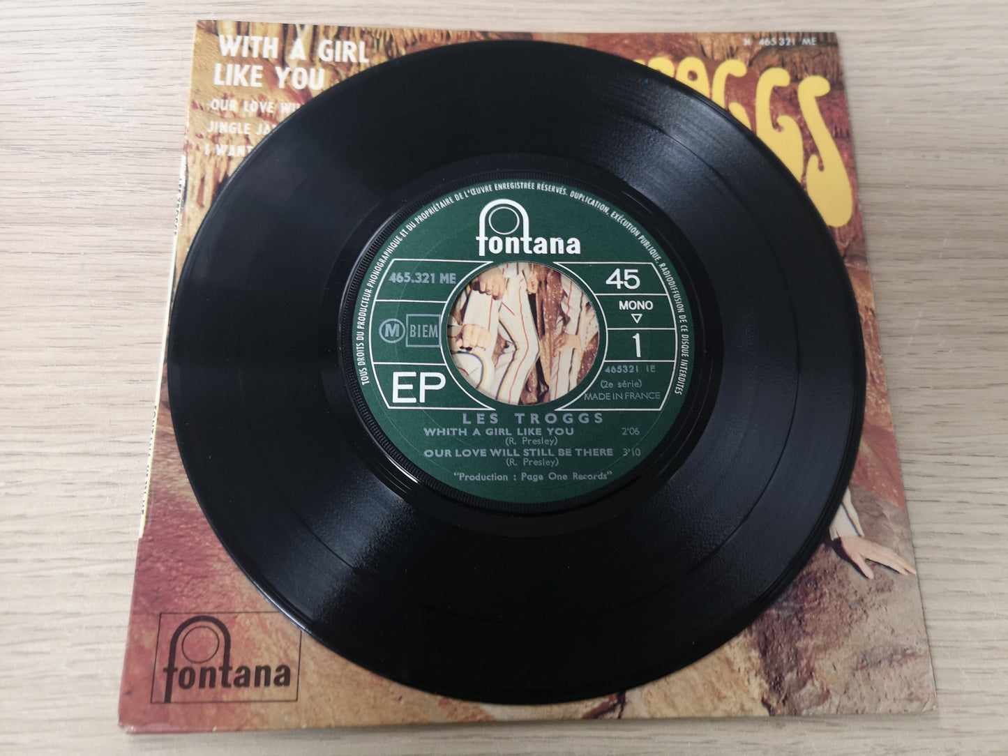 Troggs "With a Girl Like You" Orig France 1966 VG++/VG++ (7" EP)