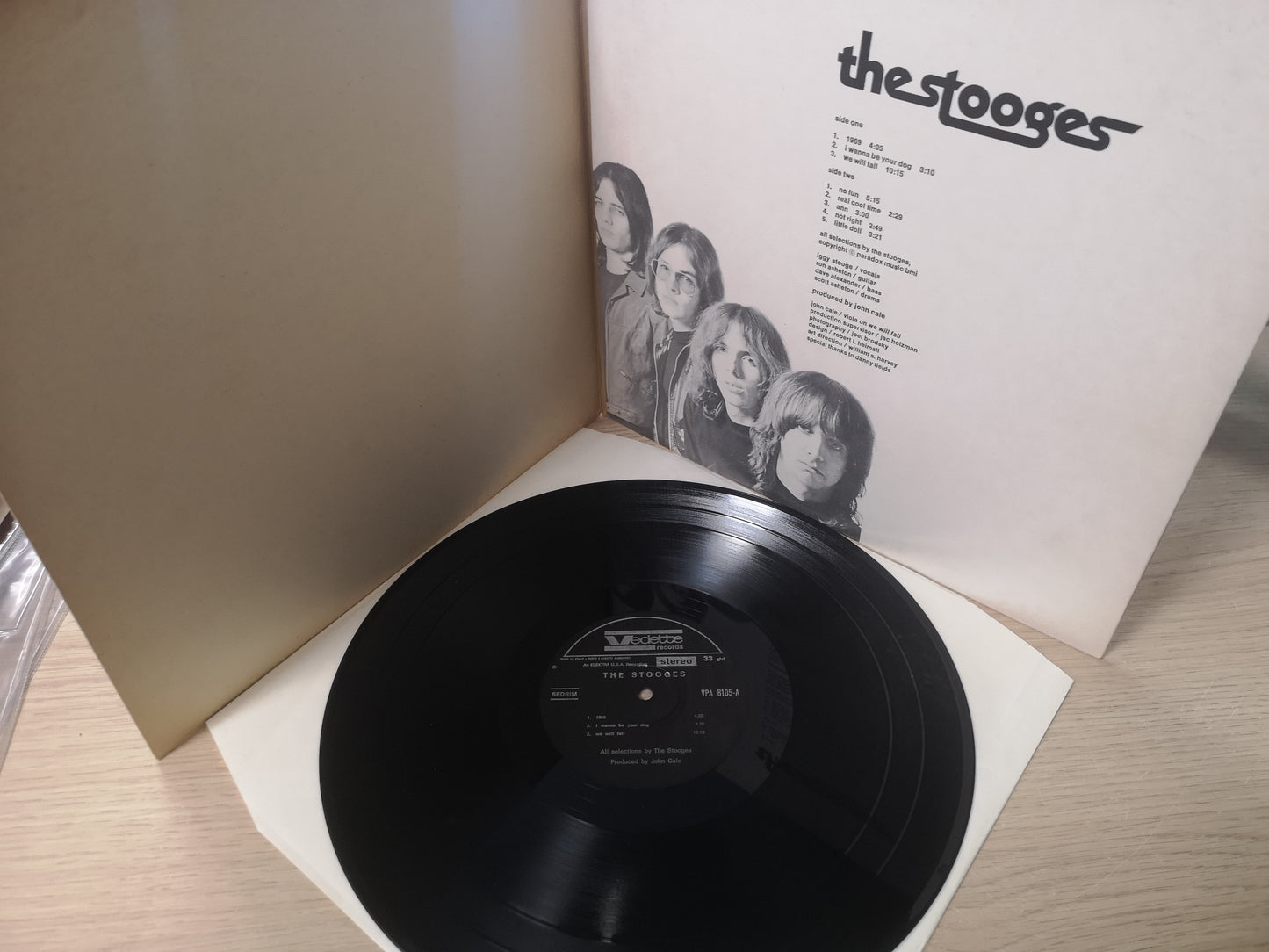 Stooges "S/T" Orig Italy 1969 Ex/Ex (Rare Gatefold Cover)