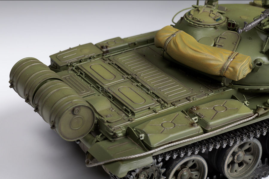 T-62 Soviet MBT (version 1974-1975) - ZVEZDA 1/35