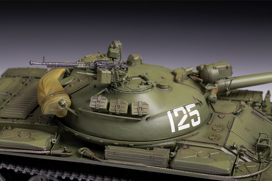 T-62 Soviet MBT (version 1974-1975) - ZVEZDA 1/35