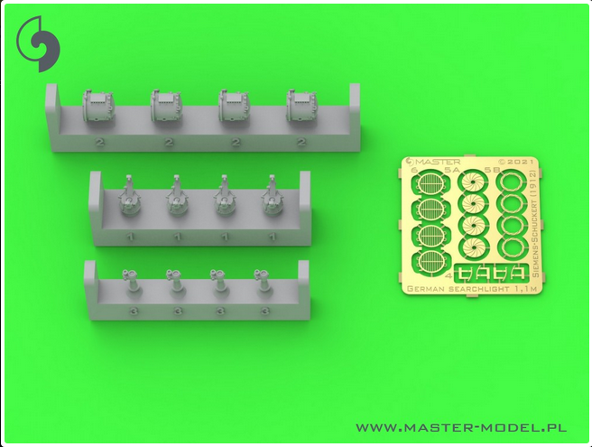 SMS Emden - German searchlight 1,1m - (resin and PE parts) - (4pcs) - MASTER MODEL SM-350-115