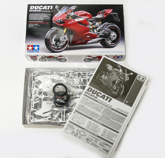 定番本物保証タミヤ 1/12 DUCATI 1199 PANIGALE S Red マスターワークコレクション ドゥカティ パニガーレ 赤 完成品バイク ミニカー モデルカー TAMIYA オートバイ