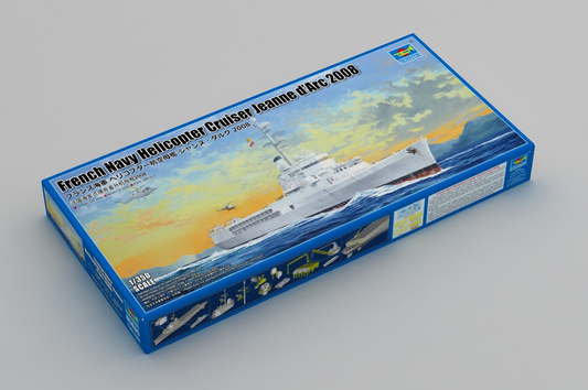 French Navy Helicopter Cruiser "Jeanne d'Arc" 2008 - TRUMPETER 1/350