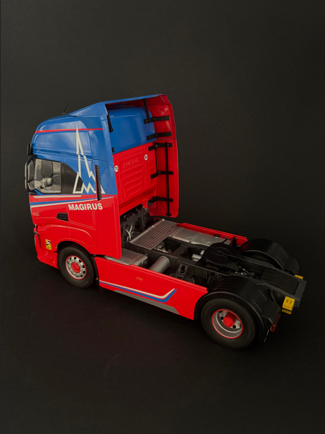 Iveco S-Way - ITALERI 1/24