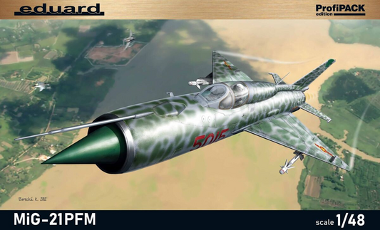 MiG-21 PFM - ProfiPACK Edition - EDUARD 1/48