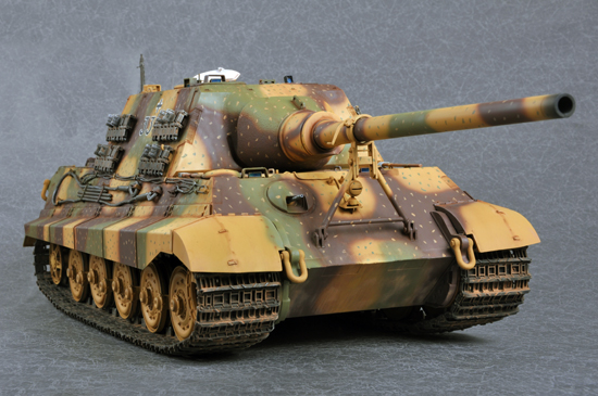 Sd.Kfz.186 Jagdtiger - TRUMPETER 1/16