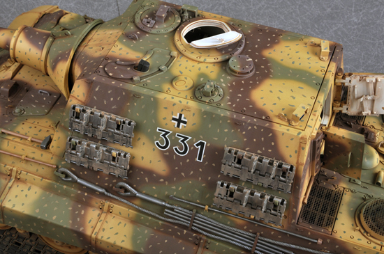 Sd.Kfz.186 Jagdtiger - TRUMPETER 1/16