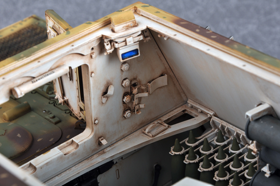 Sd.Kfz.186 Jagdtiger - TRUMPETER 1/16