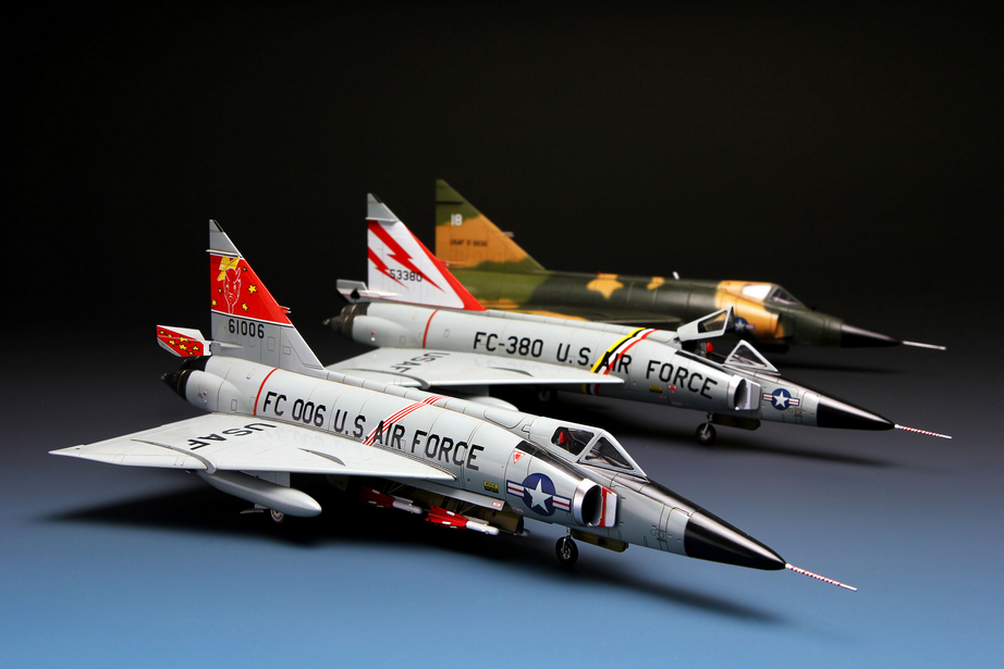 F-102A (Case X) - MENG 1/72