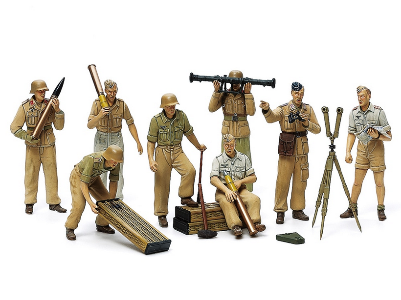 German Africa Corps Luftwaffe Artillery Crew Set (8 figures) - TAMIYA 1/35