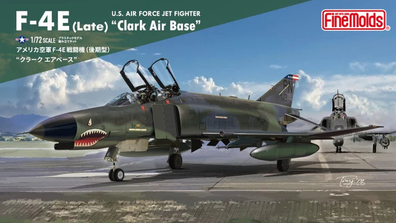 F-4E (Late) US Air Force Jet Fighter "Clark Air Base" - FINEMOLDS 1/72