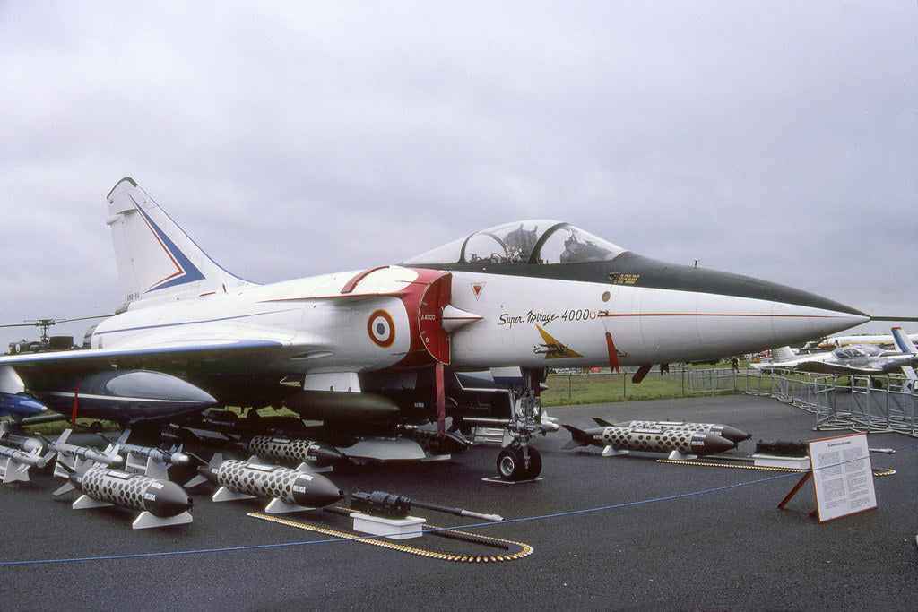 Dassault Mirage 4000 (New Edition w/Armement)  - MODELSVIT 1/72