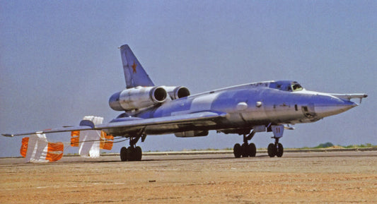 Tupolev Tu-22KDP Blinder - MODELSVIT 1/72