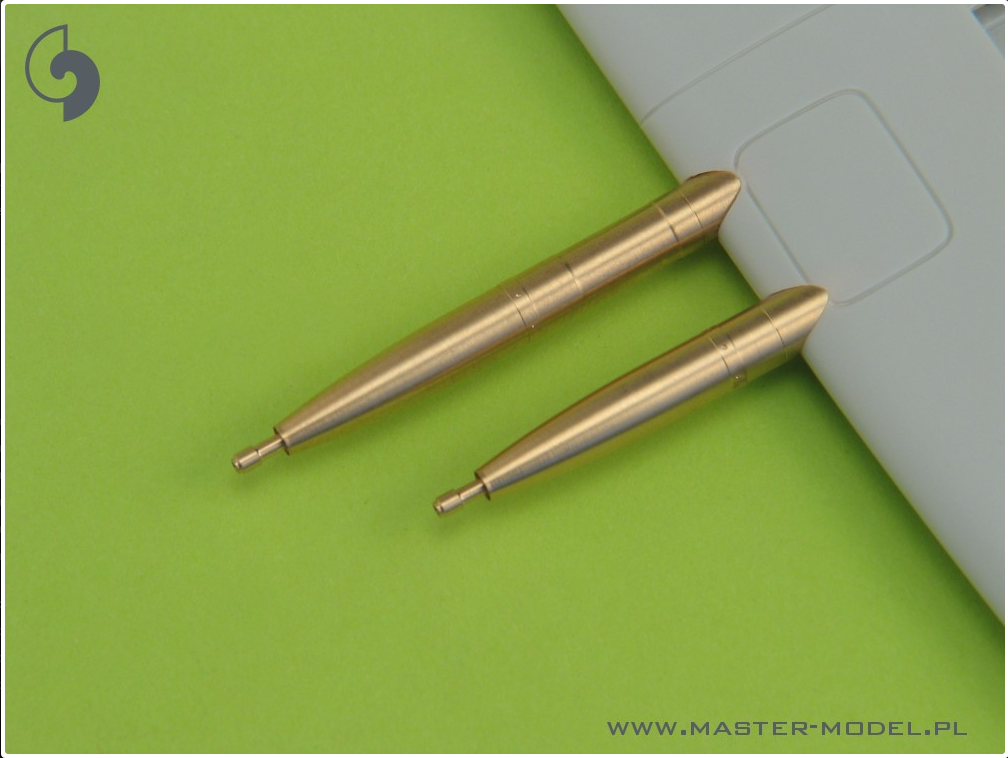 Spitfire Mk. 21/24 (Revised Wing) Hispand 20mm in Fairings - MASTER MODEL 32-021