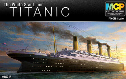 The White Star Liner Titanic - ACADEMY 1/400
